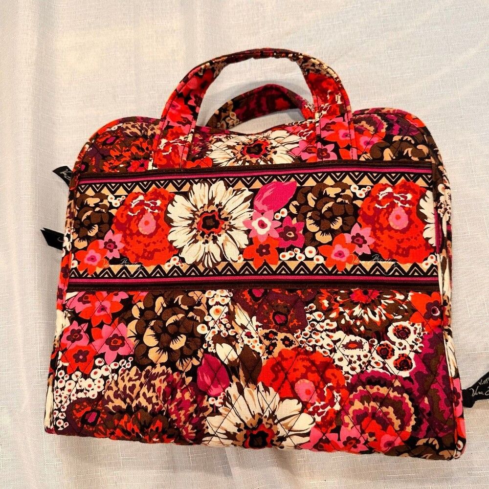 VERA BRADLEY HANGING ORGANIZER, ROSEWOOD NWOT